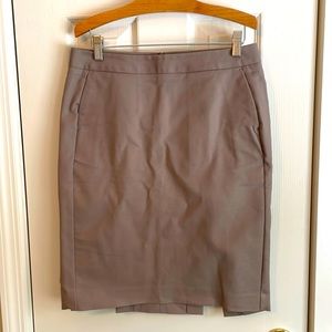 Gap pencil skirt in taupe